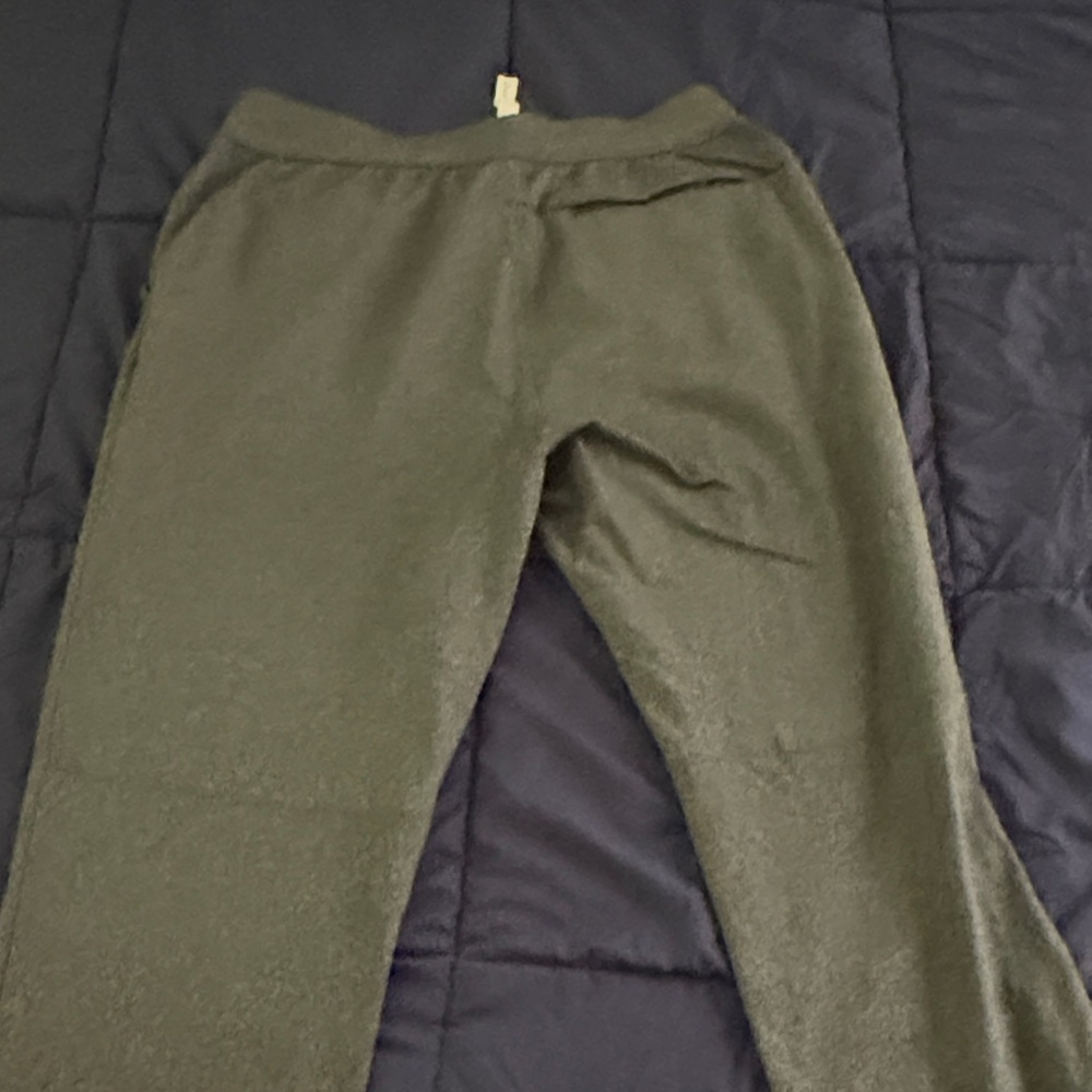 Lululemon Gray Men’s Comfortable Lg. Sweatpants